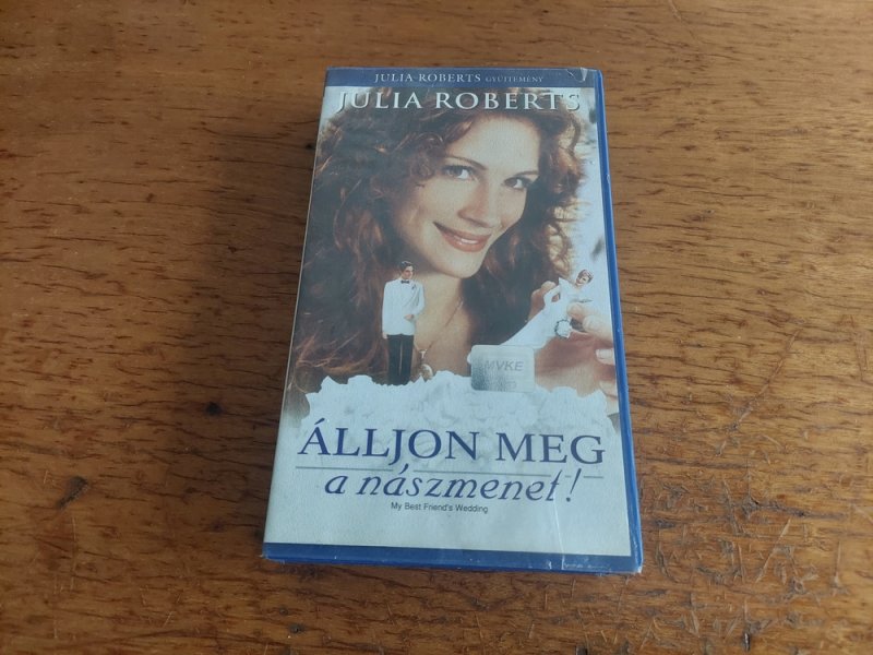 Álljon meg a nászmenet vhs kazetta(Julia Roberts)