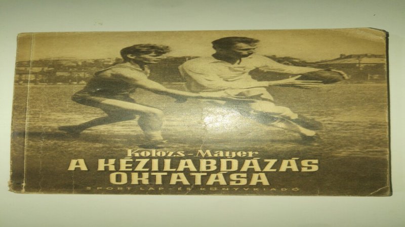 Kolozs - Mayer A kézilabdázás oktatása