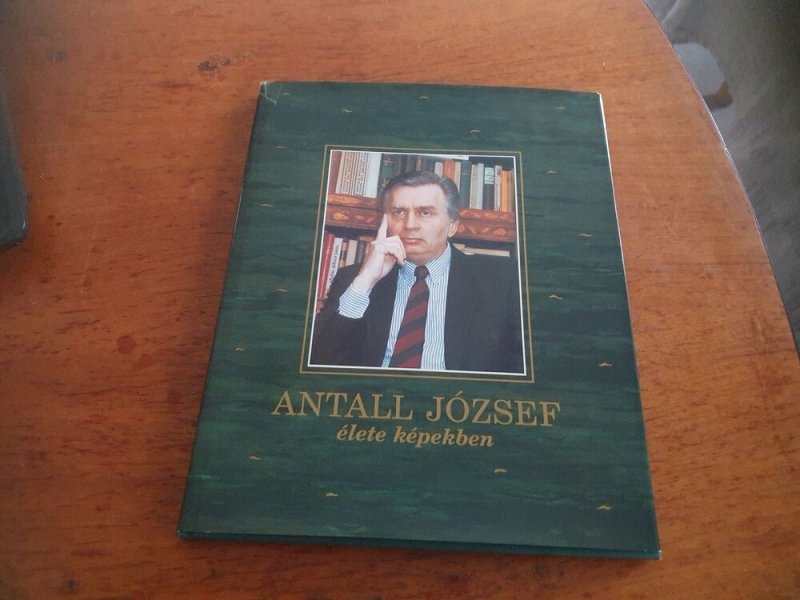 Antall József élete képekben könyv