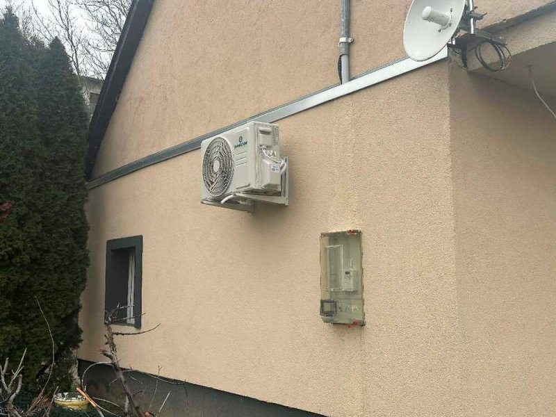 Kertkapcsolatos lakás eladó Vác–Deákváron!