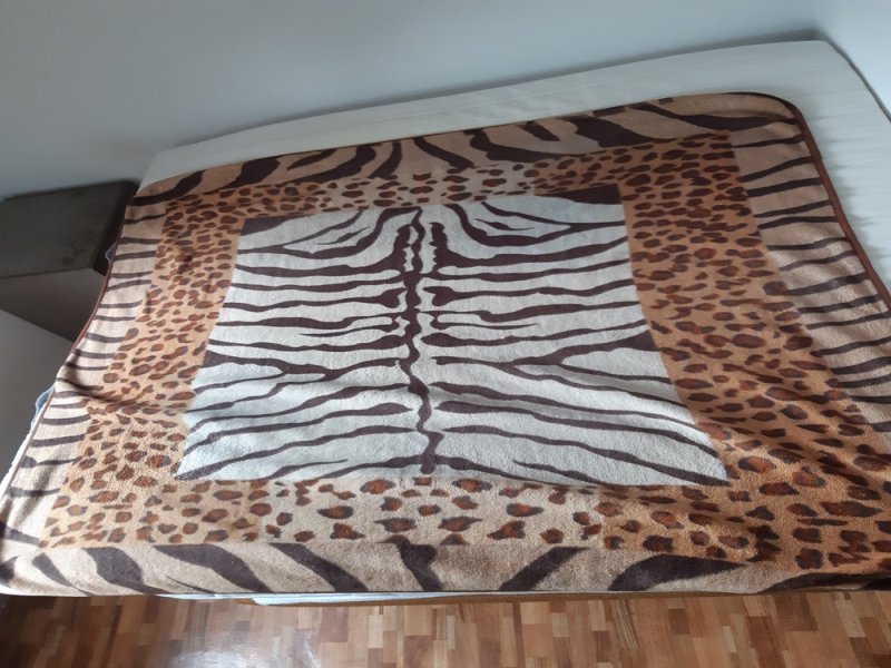 Tigris mintás ágytakaró pléd 160x200cm