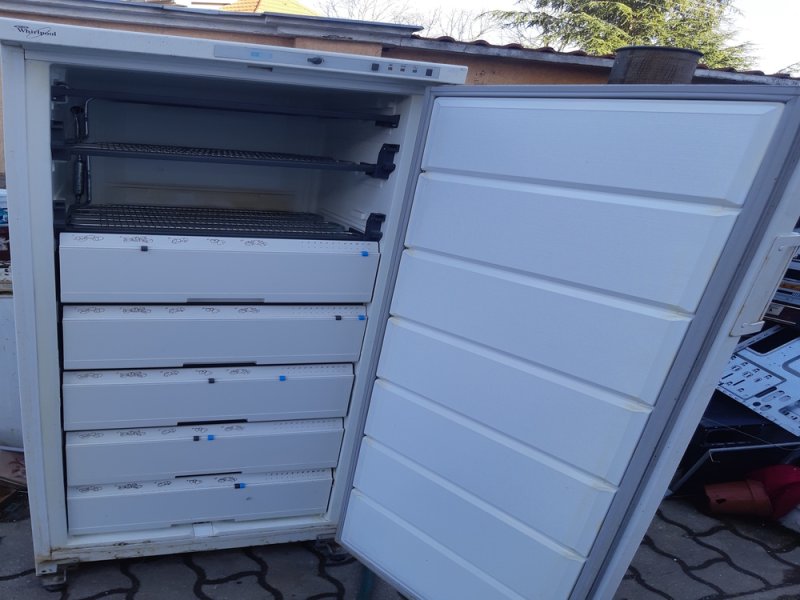 Whirlpool AFG312/G/WP fagyasztó fiókjai eladók