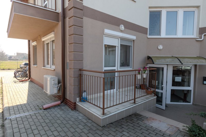 Hajdúszoboszló fürdő melletti lakás eladó