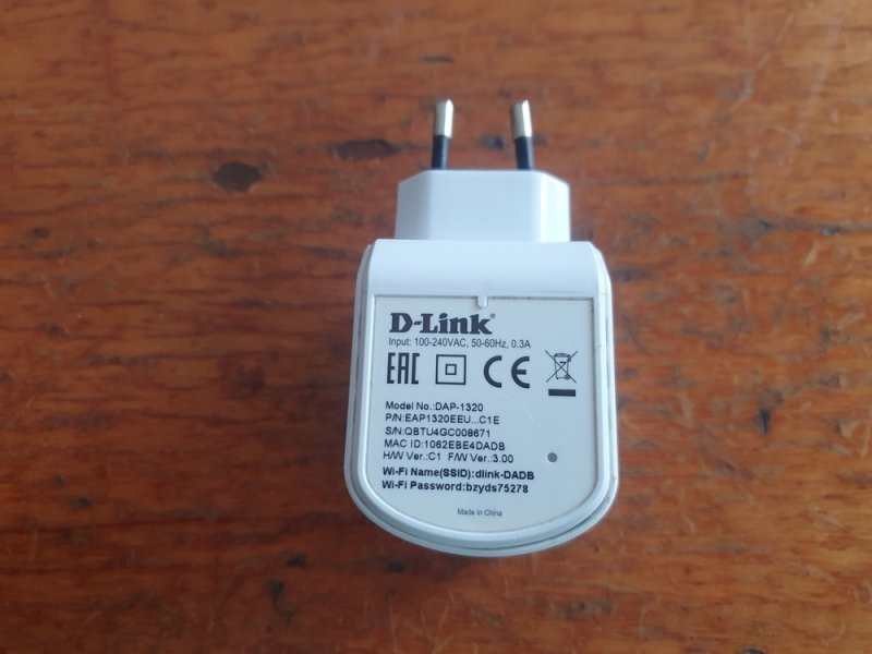 D-Link DAP-1320 vezeték nélküli hatótávnövelőt (Wi-Fi jelerősítőt)
