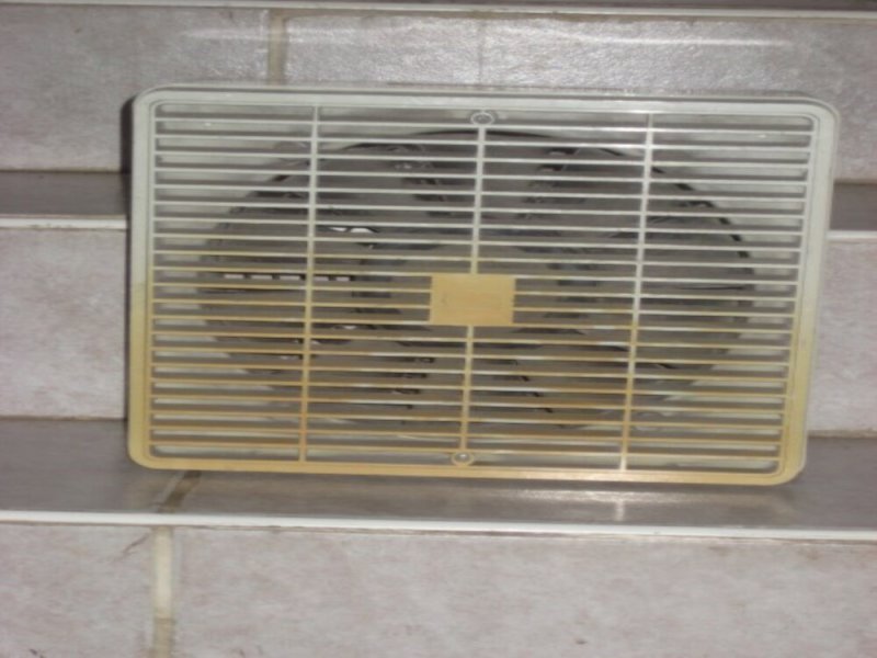 Dynair window 23/9 A/REV ipari ventilátor