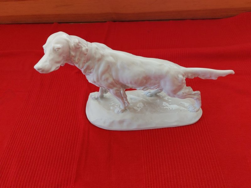 Herendi Kutyaszobor , hibátlan állapotban eladó .43 cm