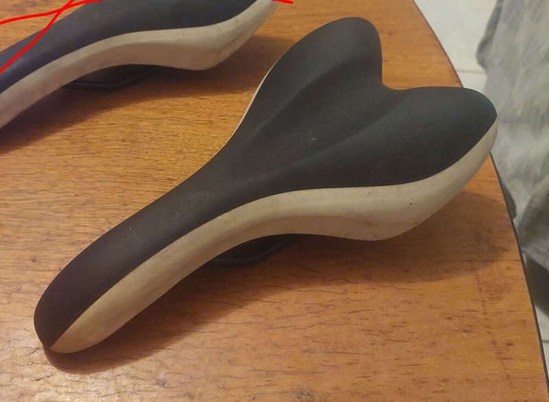 Selle Royal Match kerékpár nyereg ülés