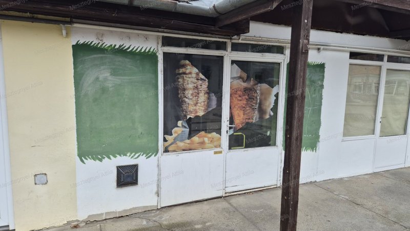 Barcs központjában eladó üzlethelyiség – kiváló lehetőség vállalkozóknak vagy befektetőknek!