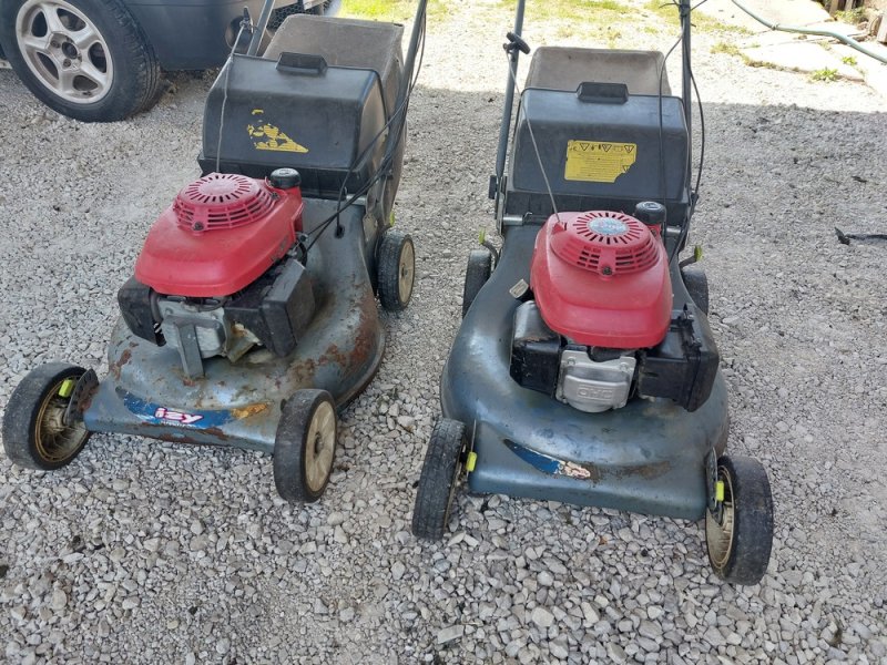 Honda motoros 4 ütemű benzines 4.5 Hp fűgyűjtős fém kasznis fűnyiró 2 db eladó olvasd végig 45-25 ezer ft..