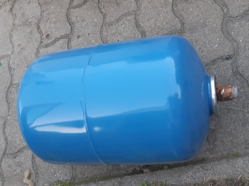 Reflex tágulási tartály 25l kiegyenlítő tartály