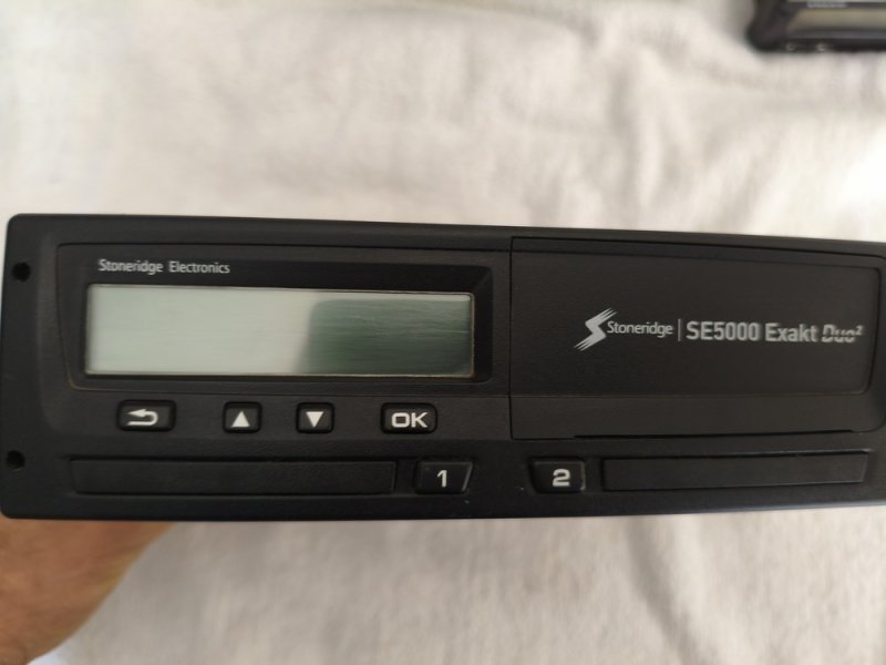 Stoneridge se5000 exakt duo 2 digitális tachográf + csatlakozó tahográf