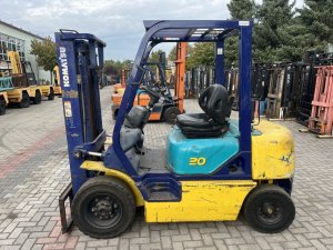 Eladó Komatsu 2 tonnás targonca (V-1691)