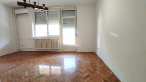 Azonnal költözhető,3+1 szoba, magas földszint, erkélyes lakás