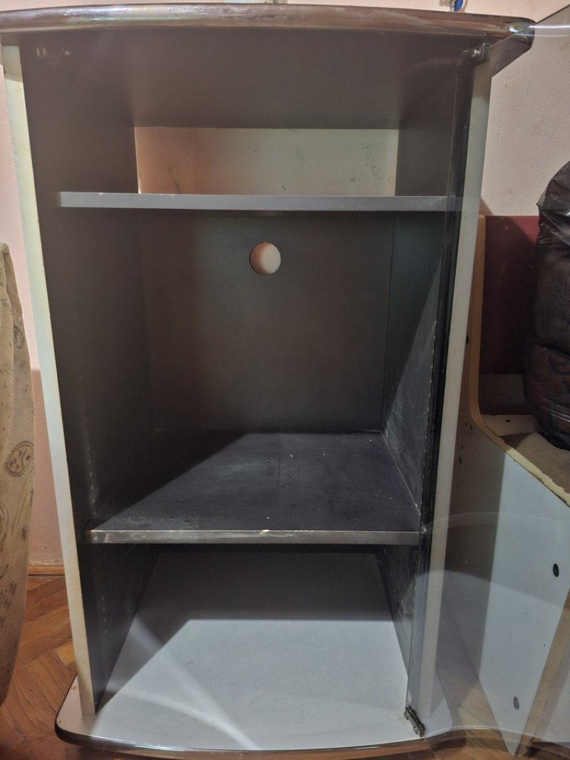 TV-állvány, hifi állvány