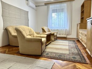 Győr-Nádorvárosban 2 szobás, bútorozott, klímás téglalakás kiadó