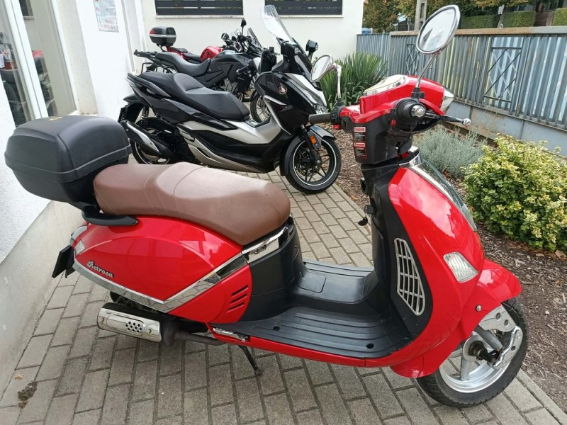 Motowell RETROSA II 125 (2013)