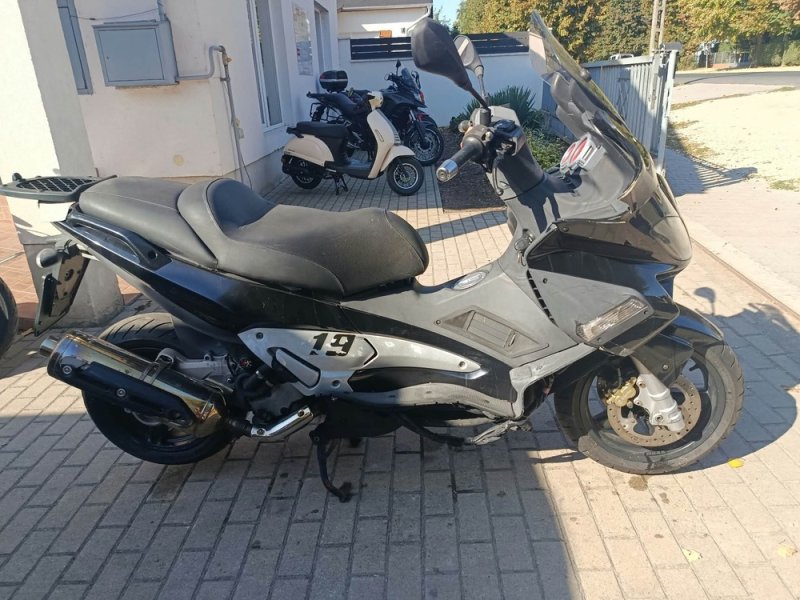 Gilera Nexus 500 bontott nagyrobogó (2006)