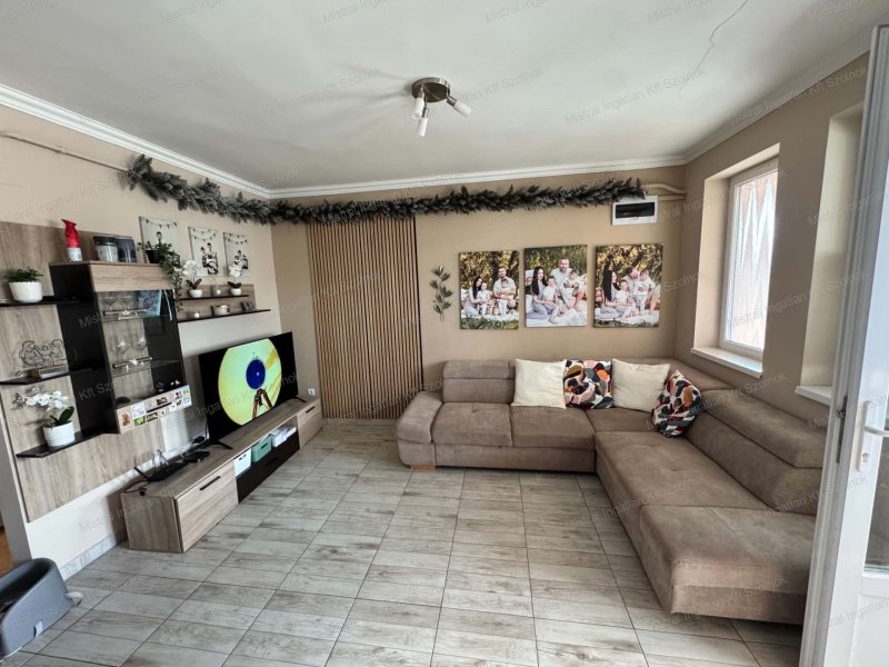 Luxus családi lakás 116 m2-es 4 szobás a belvárosban eladó !