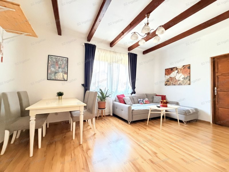 ELADÓ CSALÁDI HÁZ ZUGLÓ ZÖLDÖVEZETÉBEN – 530 M²-ES TELEKKEL!