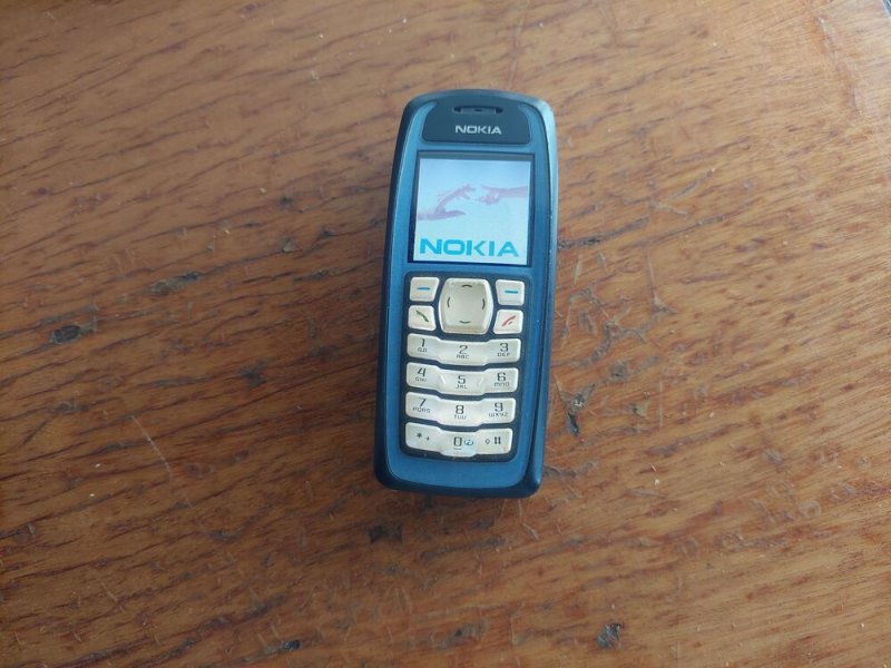 Nokia 3100 telefon