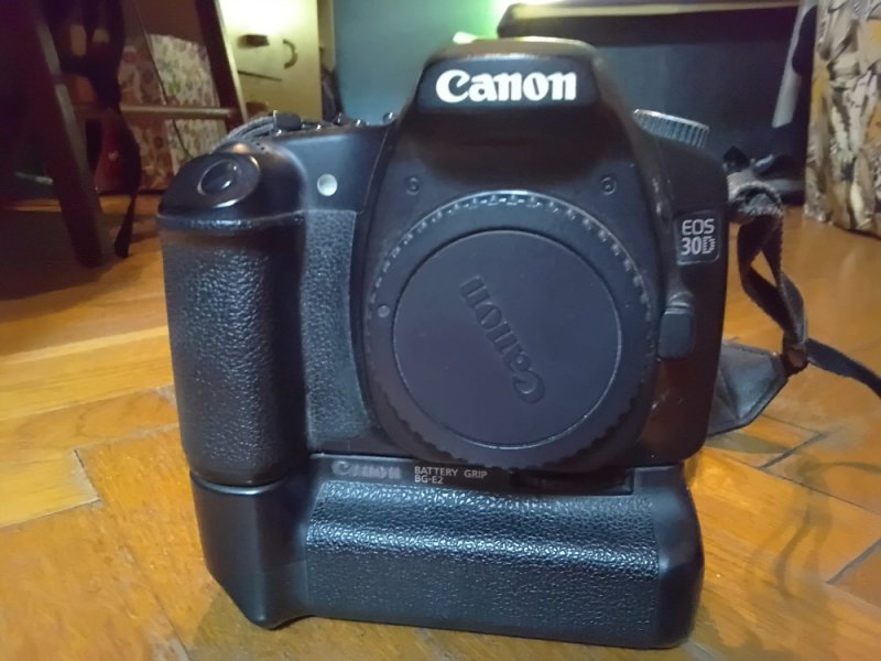 CANON EOS 30D fényképezőgép