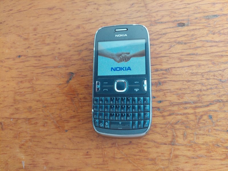 Nokia Asha 302 telefon duálsim