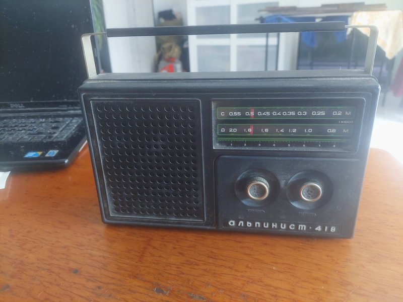 retro ALPINIST-417  orosz tranzisztoros rádió