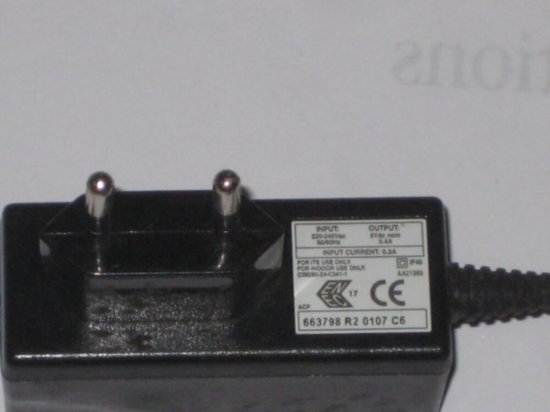 Adapter 5V DC 0,4A 2