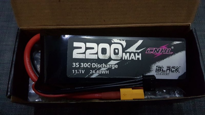 Eladó új 2200mAh CNHL black series 3S 11.1V 30C Lipo Battery XT60 Plug