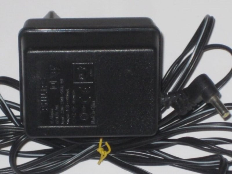 Philips DC adapter 4.5V 300mA