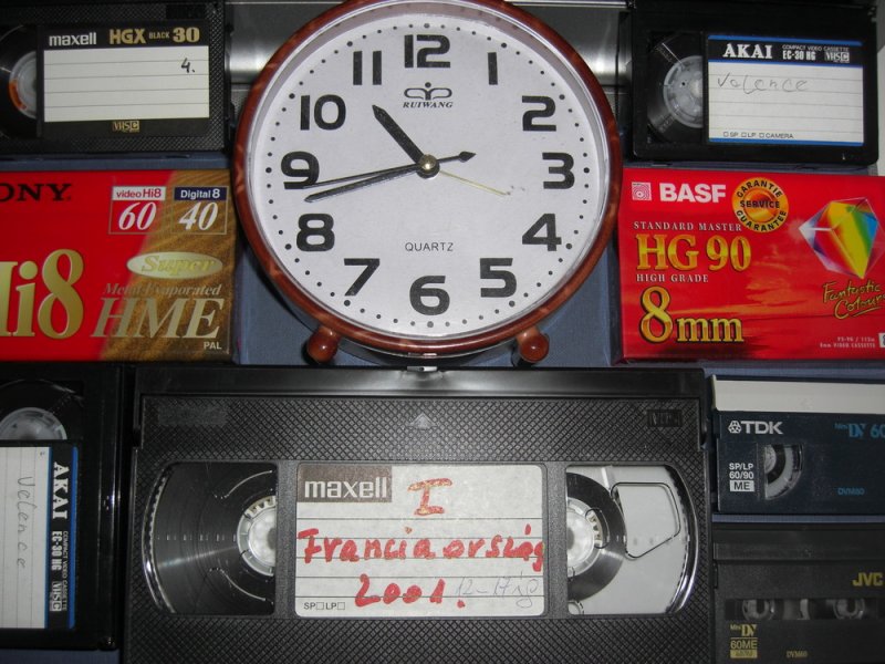 Digitalizálás,mentés Debrecenben:Video8,Hi8,VHS-C.. videókazetta :pendrive-ra,SSD-re,merevlemezre!
