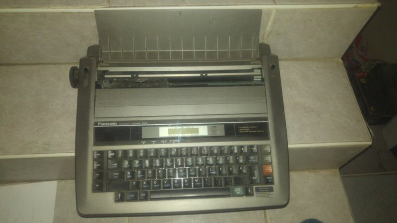 Panasonic Kx-540 elektronikus írógép, villanyírógép