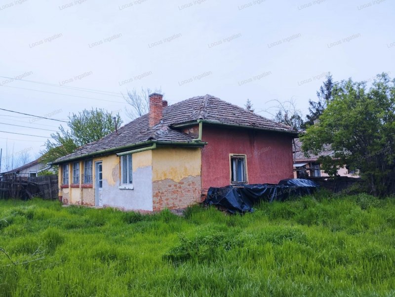 Felújítandó családi ház Törökszentmiklós alvégen eladó