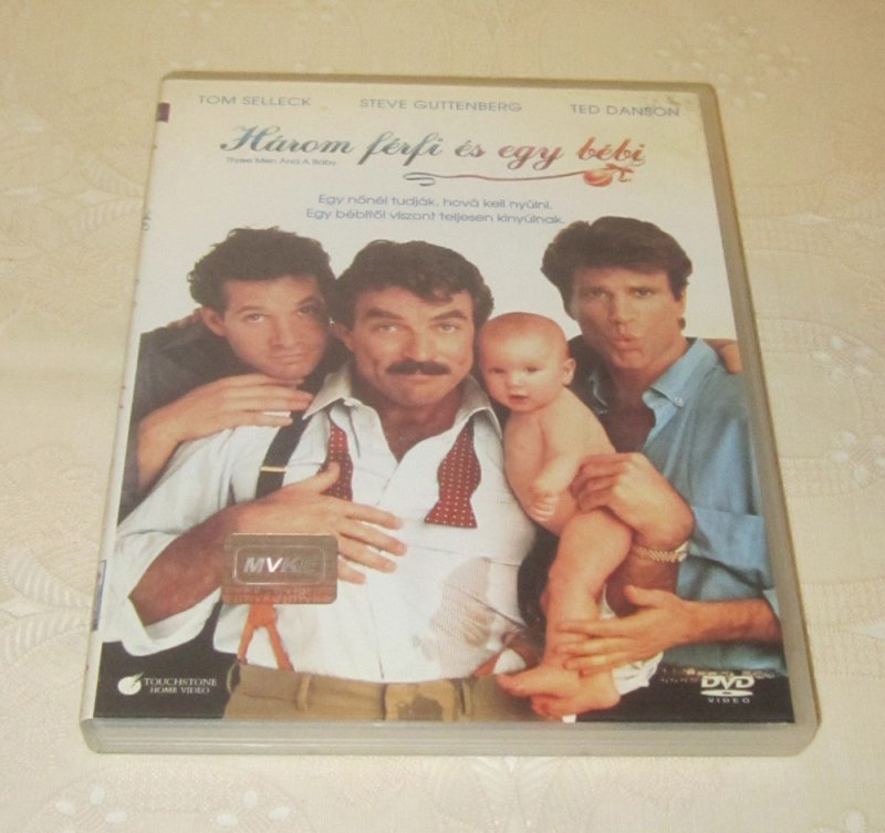Három férfi és egy bébi DVD