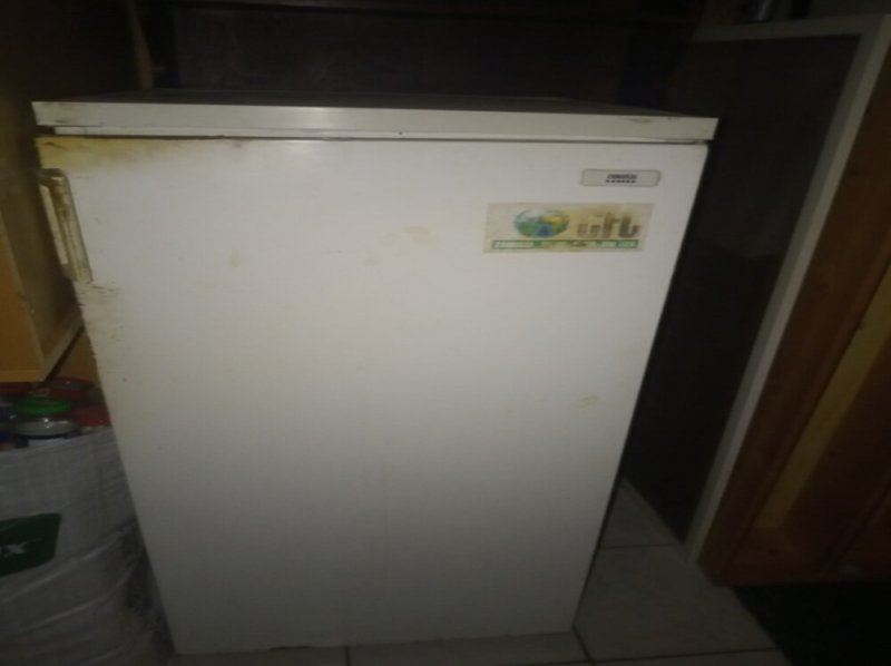 Lehel ZFC 243 C hűtő kis fagyasztóval