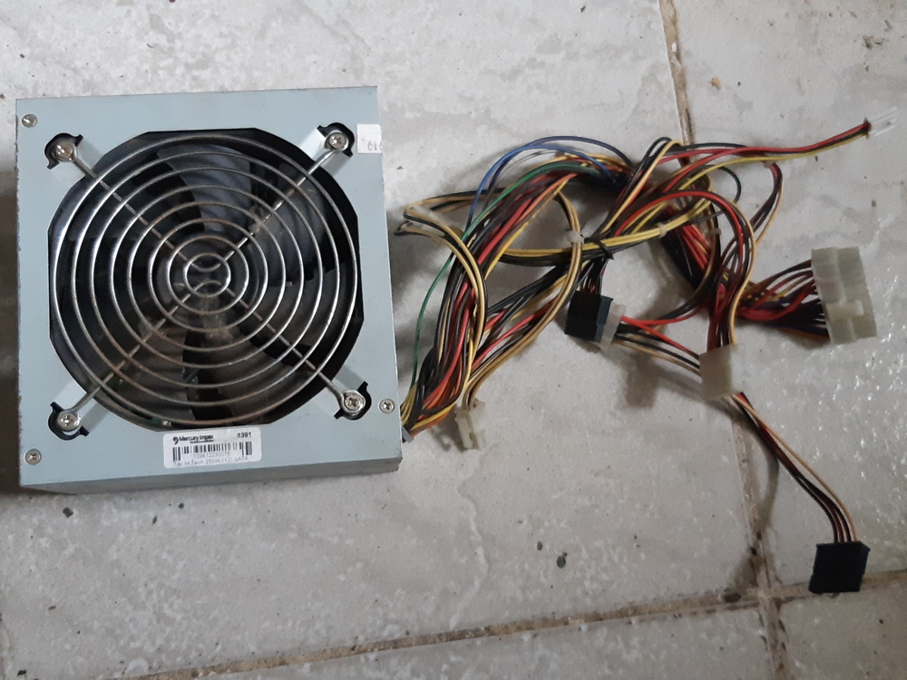 M-Tech KOB AP4350XA 350W számítógép tápegység működő