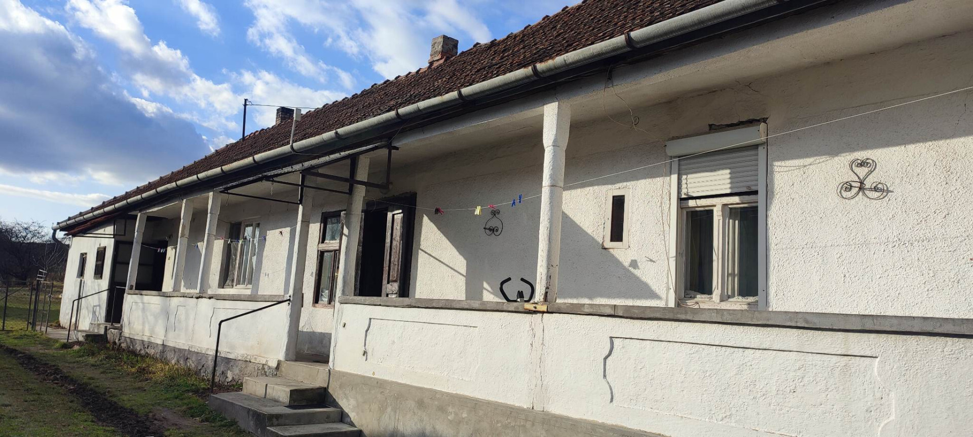 Fűzérkajata településen eladó családi ház