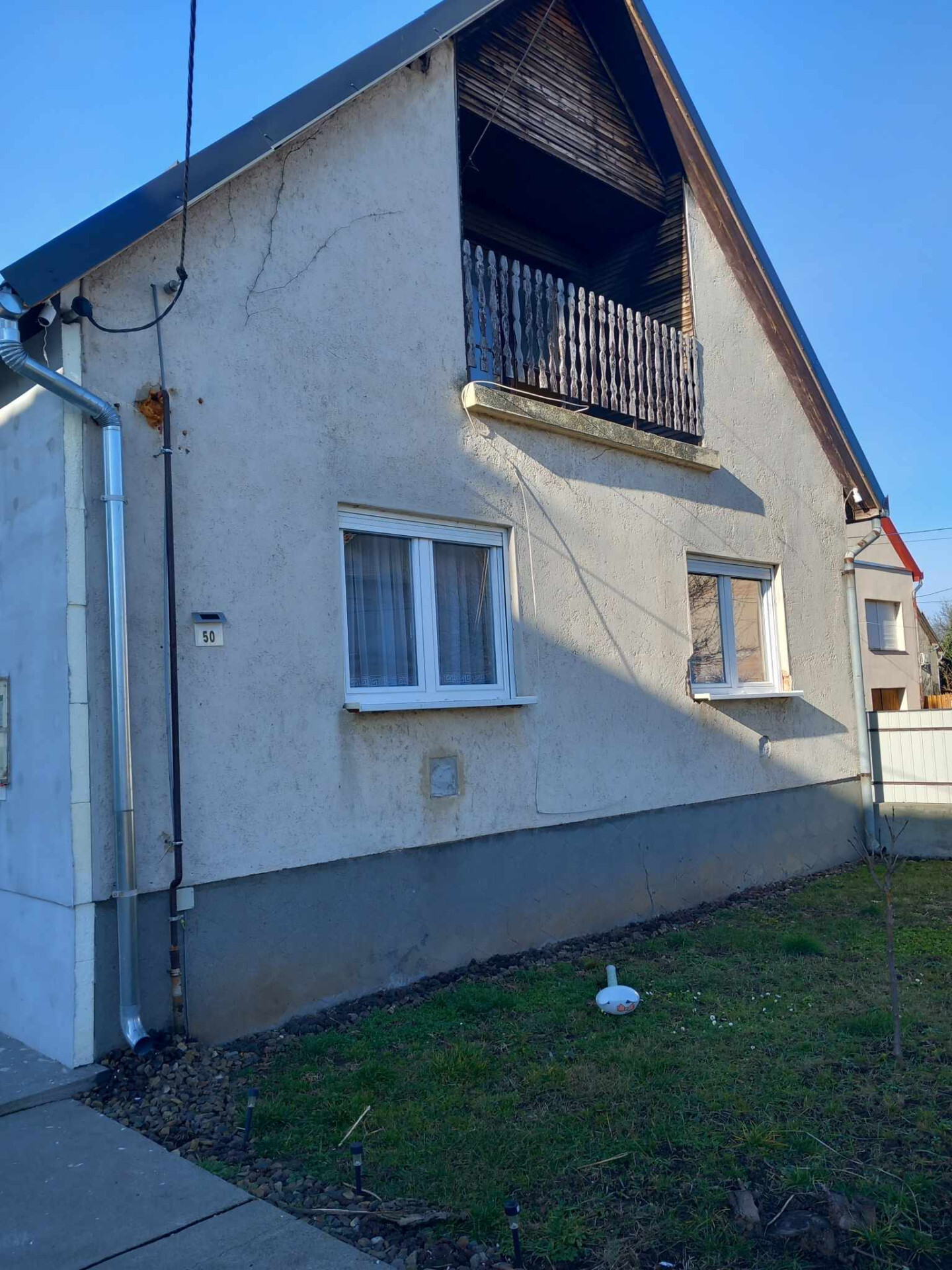 Eladó családi ház Jobbágyi