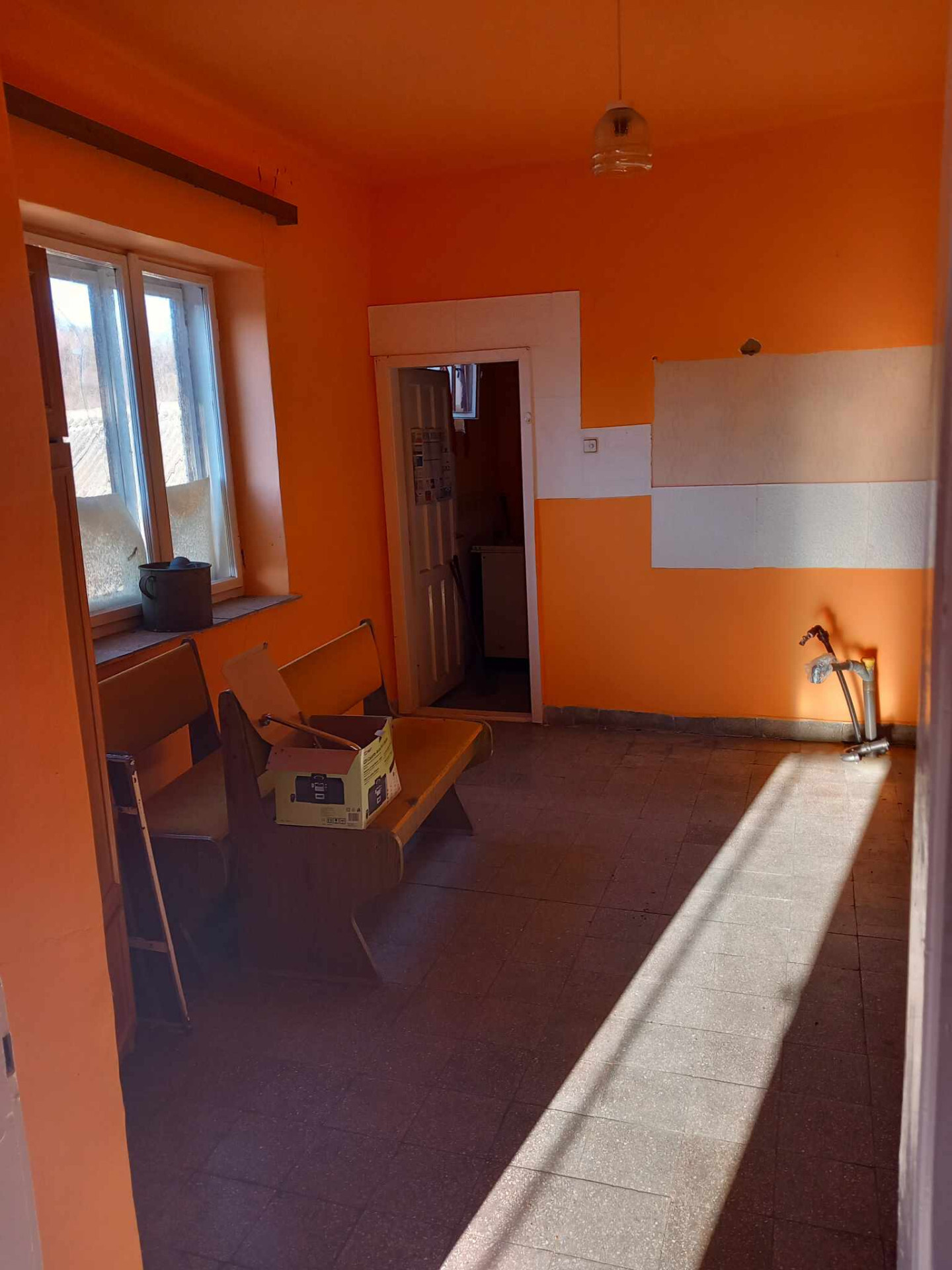 Eladó családi ház Istenmezeje
