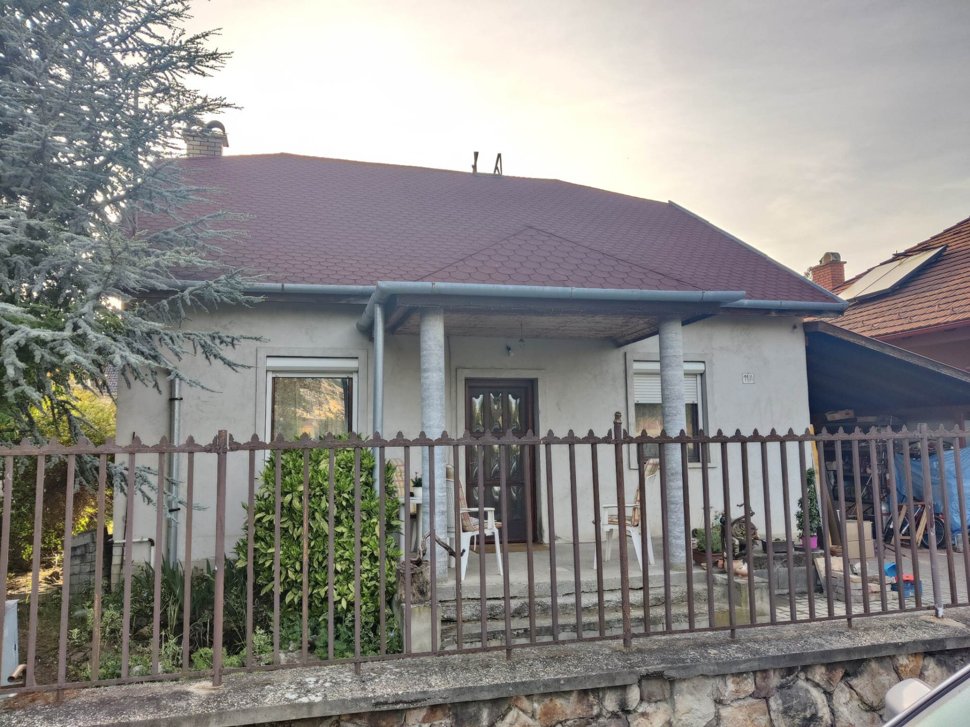 Családi ház eladó a déli városrészben!