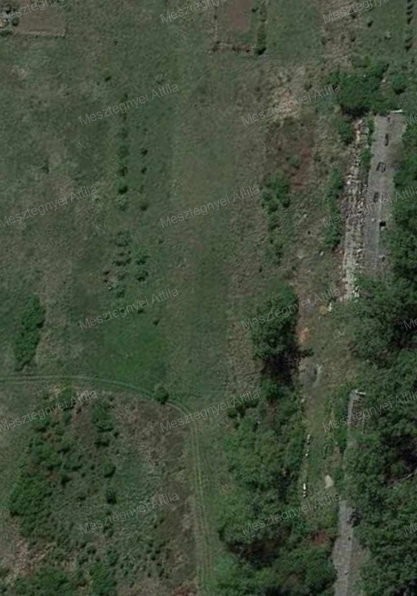 Sopron Nyugati majorban eladó külterületi telek, aszfaltos úttól 50 m2-re!