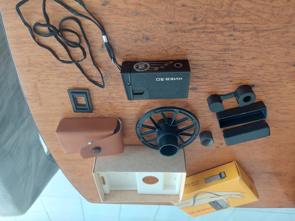Retro Kiev 30 minifényképezőgép dobozában