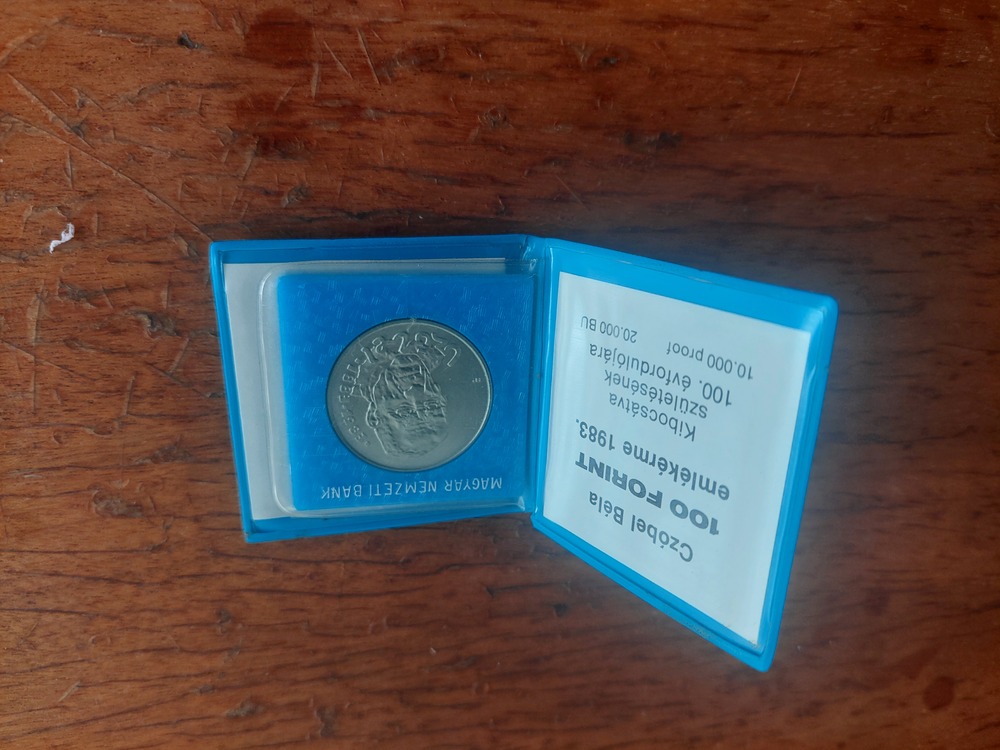 1983 Czóbel Béla BU 100 Forint tokjában