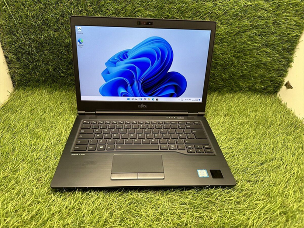 Felújított notebook: Fujitsu LifeBook U747 a Dr-PC-től