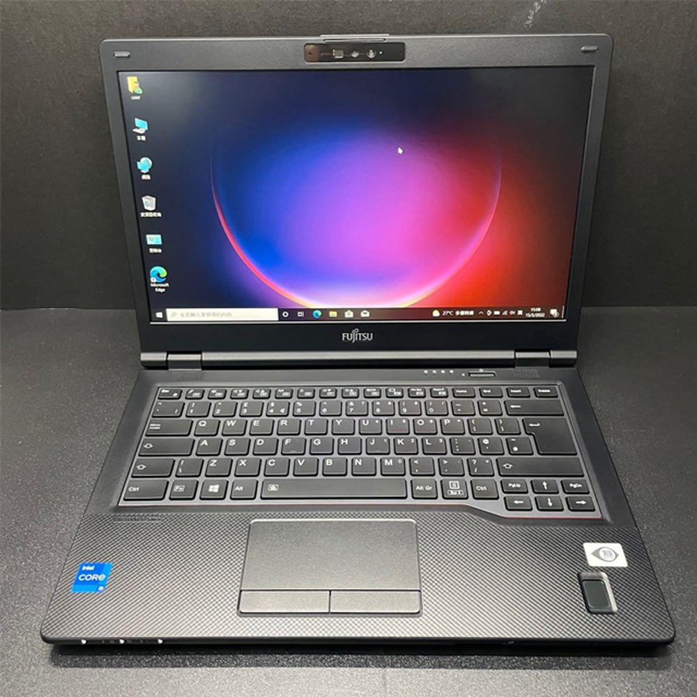 100%-os pozitiv cégtől: Fujitsu Lifebook E5411 HU -Menta
