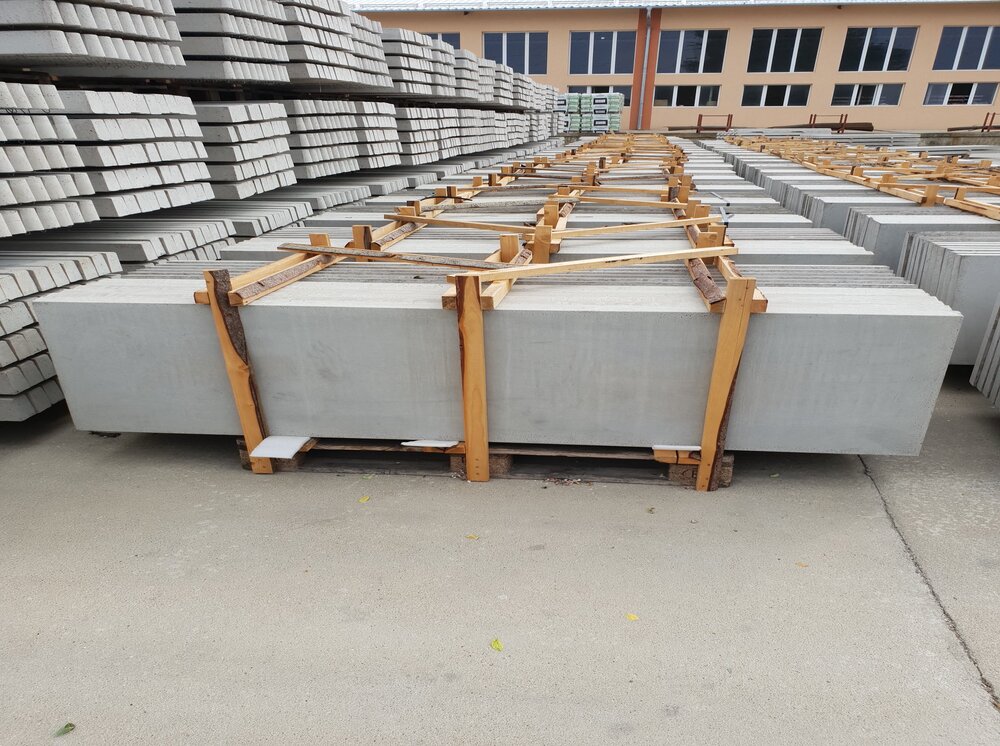 Beton lábazati elem!!! Drótfonat!!! Drótháló!!! Kerítés!!! Vadháló!!! Kerítéspanel!!!