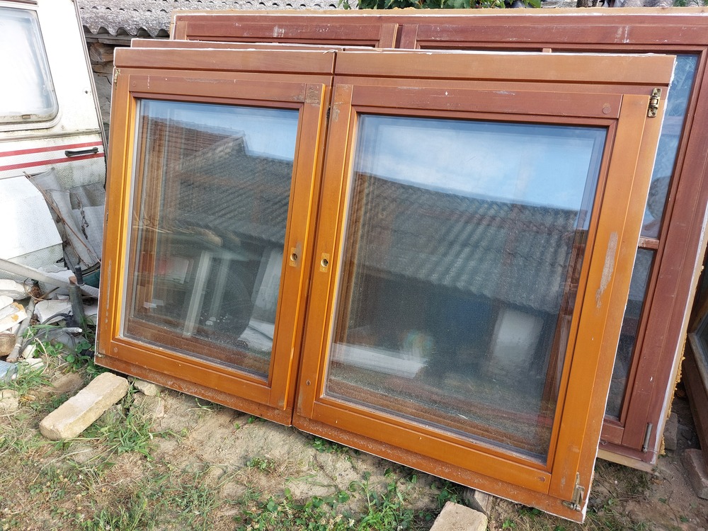 Bukó-nyiló hőszigetelt 2 réteg üveg 184 x 123 kép szerinti állapot eladó-elcserélhető 3 db van egybe történő vételnél 55 ezer ft% db.