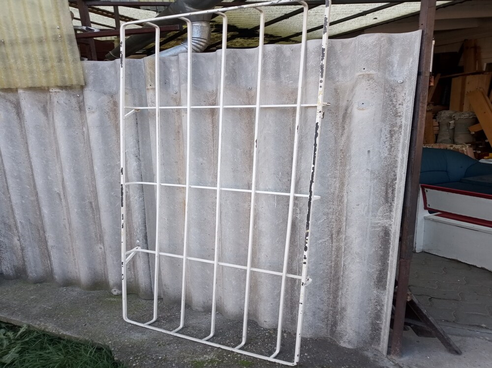 Vas ajtórács 20-30kg masszív