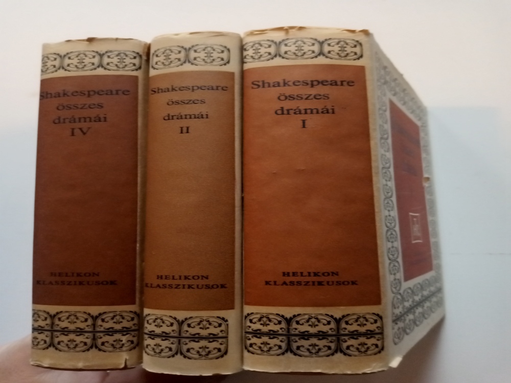 Shakespeare William Shakespeare összes drámái I.-II. és IV. (töredék)