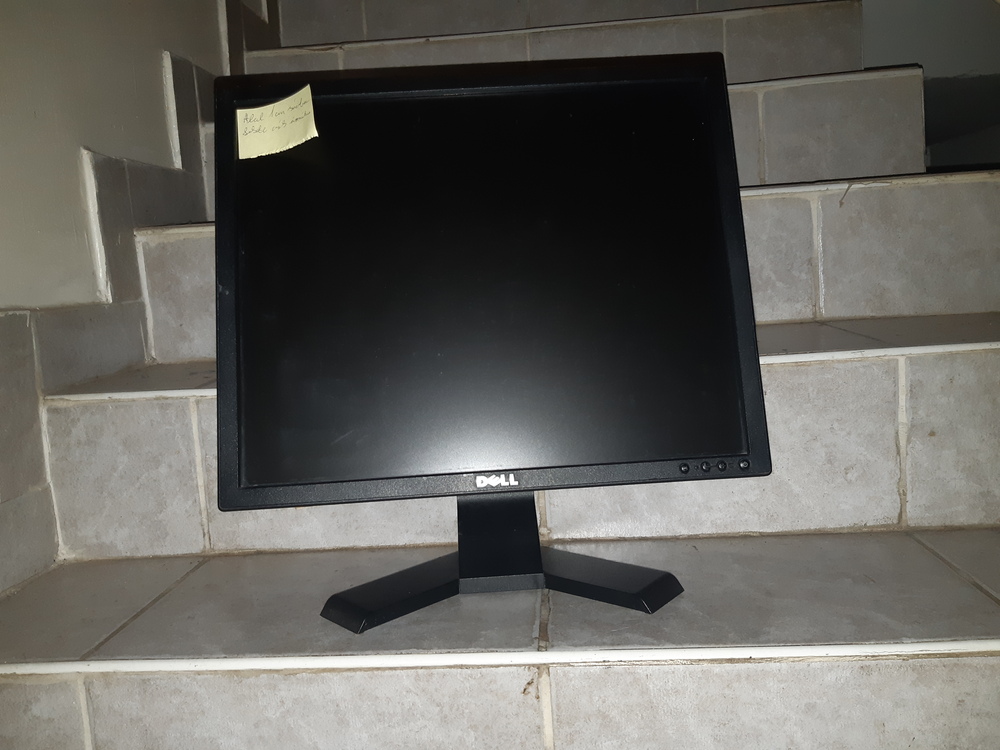 Dell E190Sf 19" LCD monitor jól működő